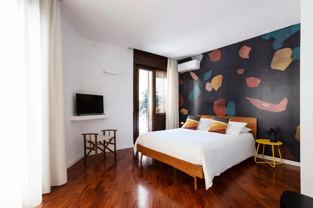 Casa Cervantes Naples 0*,