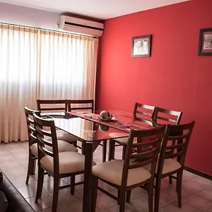 Amplio Departamento -excelente Ubicacion- Con Cochera , Mendoza Argentina